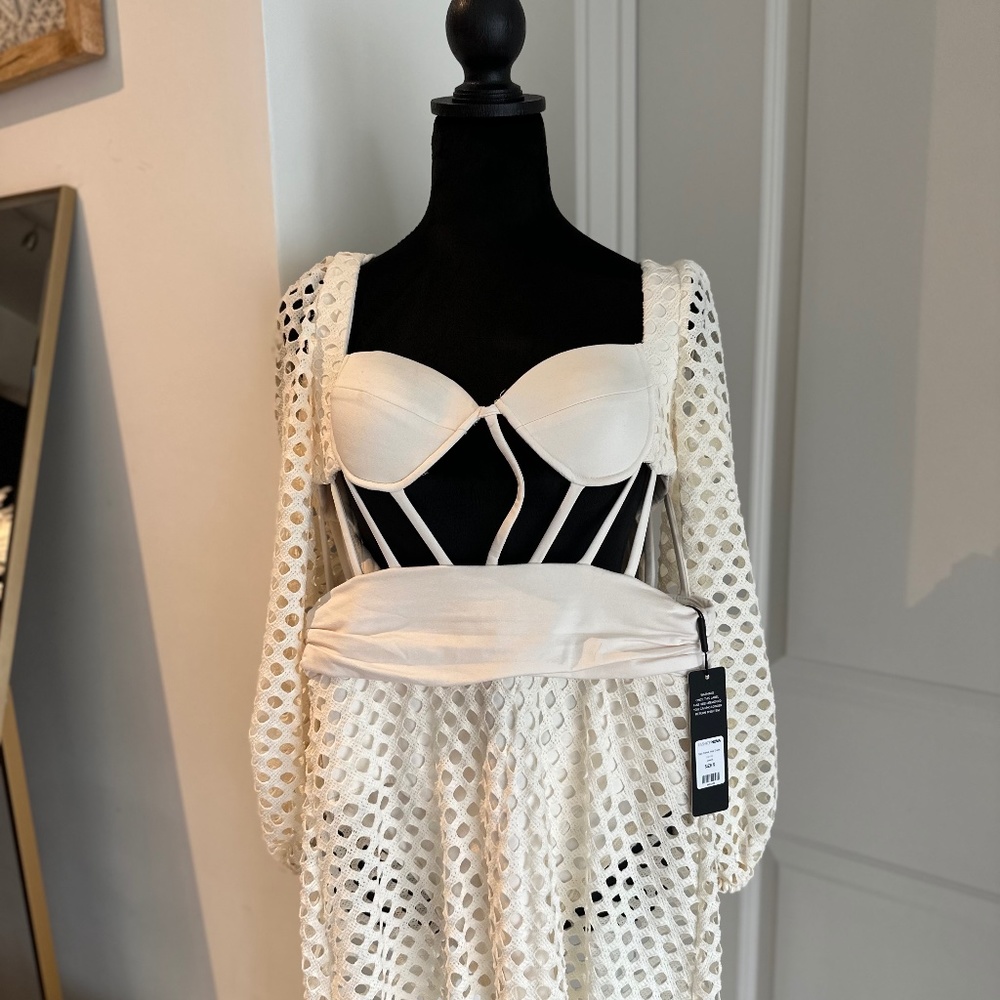 Lace dress - bodysuit underneath-